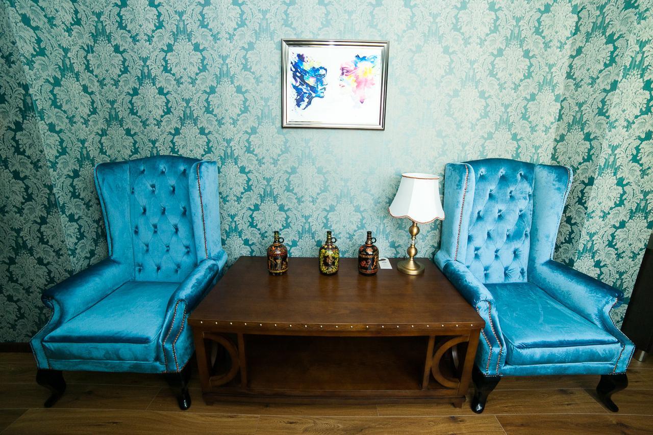 Park Hotel Karagandy Extérieur photo