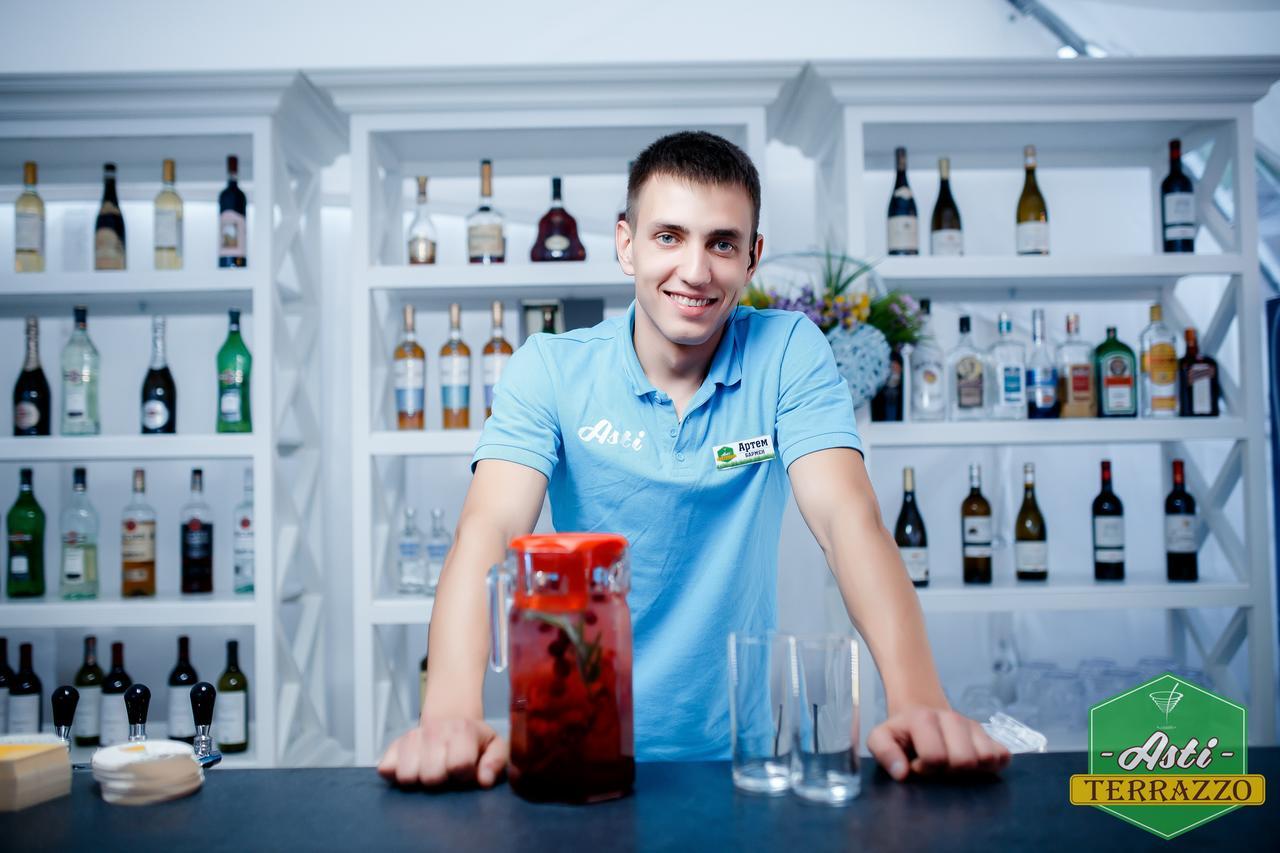 Park Hotel Karagandy Extérieur photo